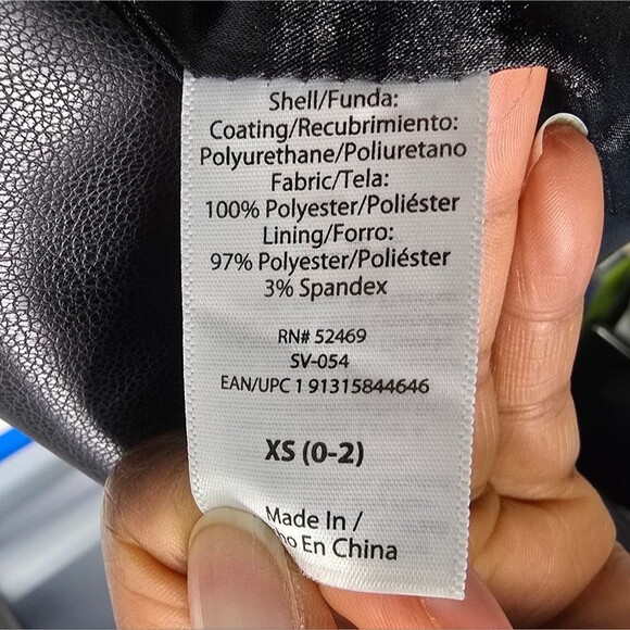 Sofia Jeans Black Faux Leather Blazer - Picture 5 of 13